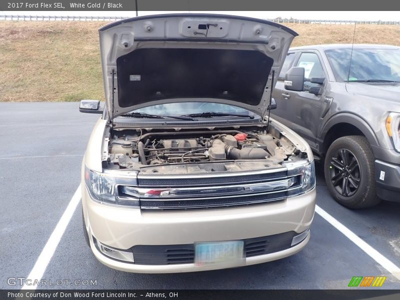 White Gold / Black 2017 Ford Flex SEL