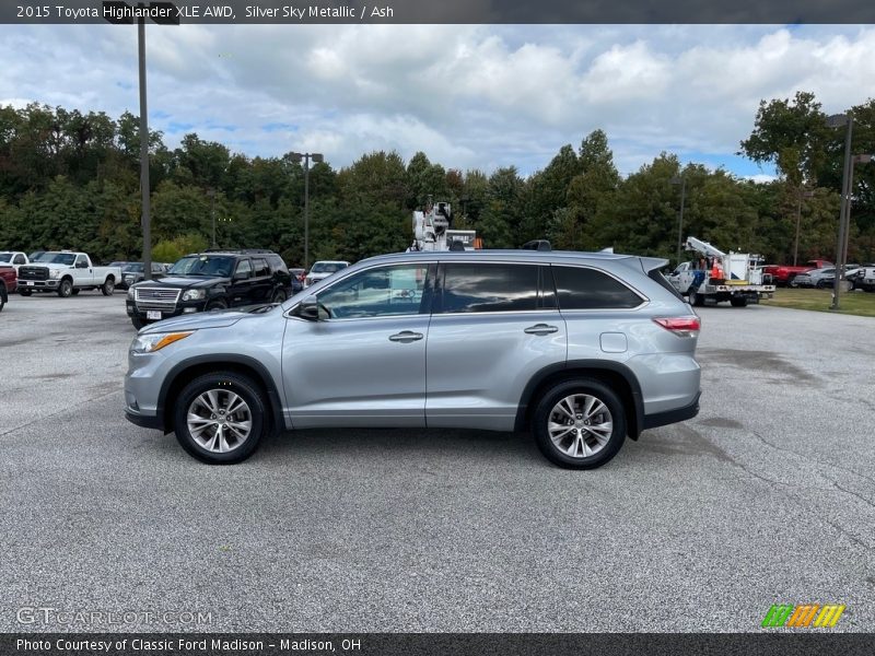 Silver Sky Metallic / Ash 2015 Toyota Highlander XLE AWD