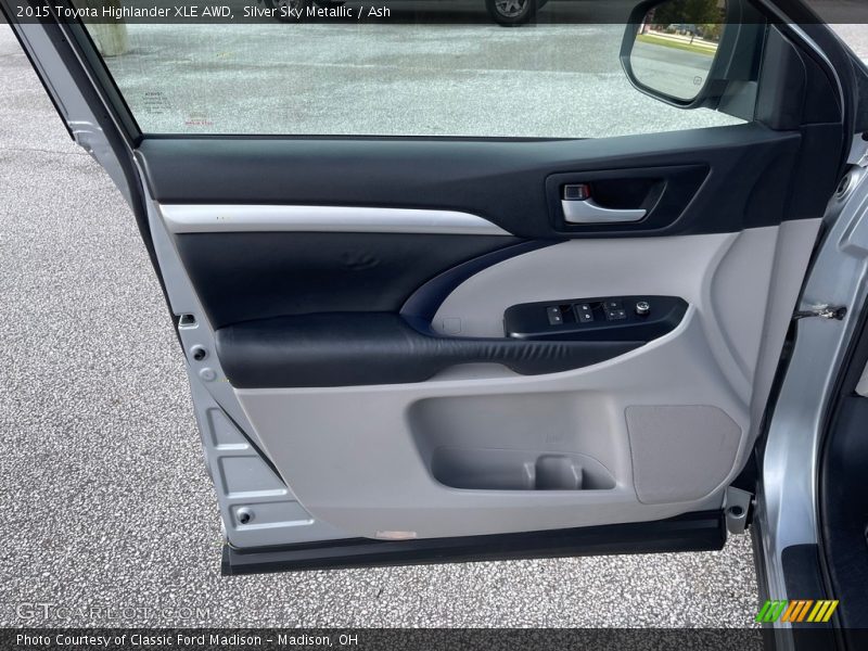 Silver Sky Metallic / Ash 2015 Toyota Highlander XLE AWD