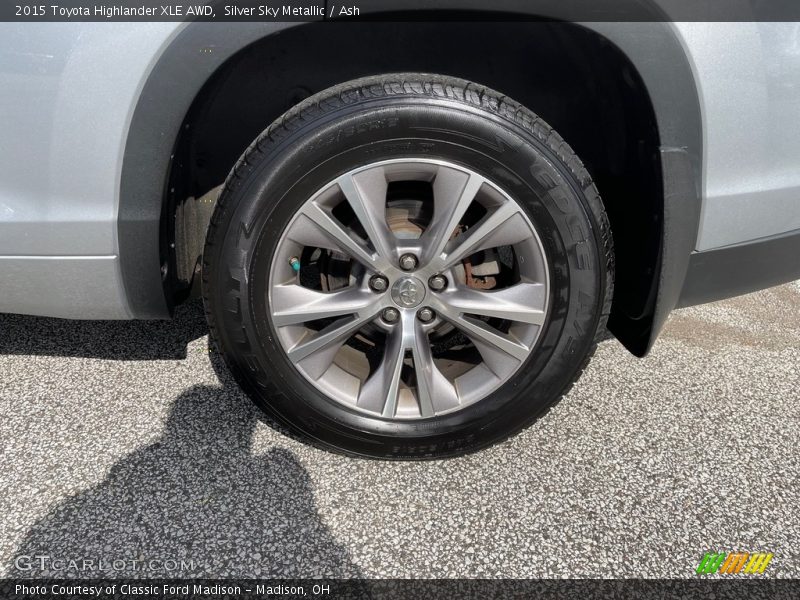 Silver Sky Metallic / Ash 2015 Toyota Highlander XLE AWD