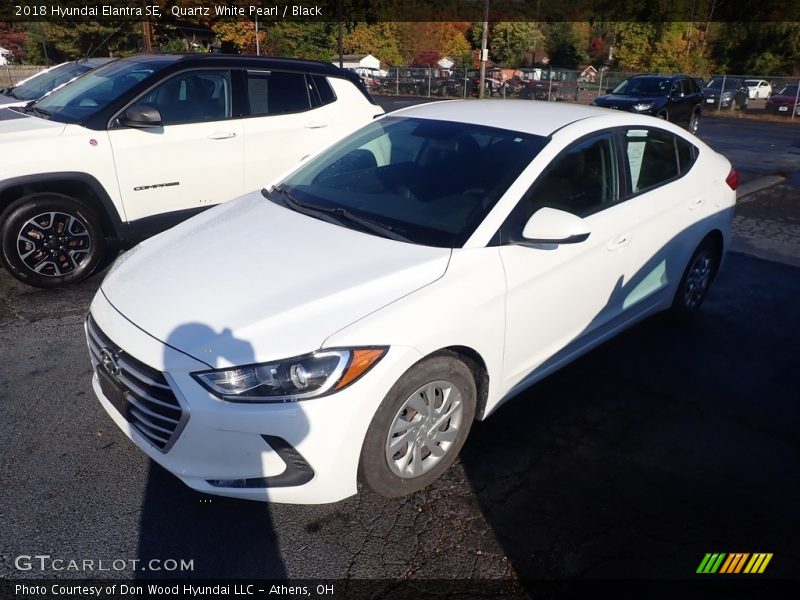 Quartz White Pearl / Black 2018 Hyundai Elantra SE