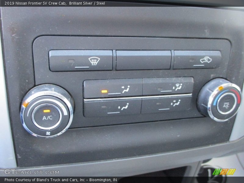 Brilliant Silver / Steel 2019 Nissan Frontier SV Crew Cab