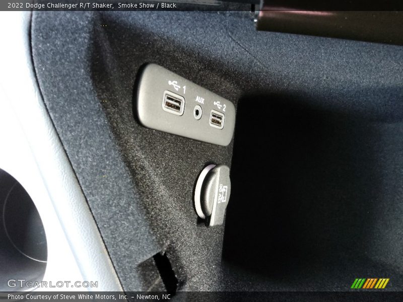 Smoke Show / Black 2022 Dodge Challenger R/T Shaker