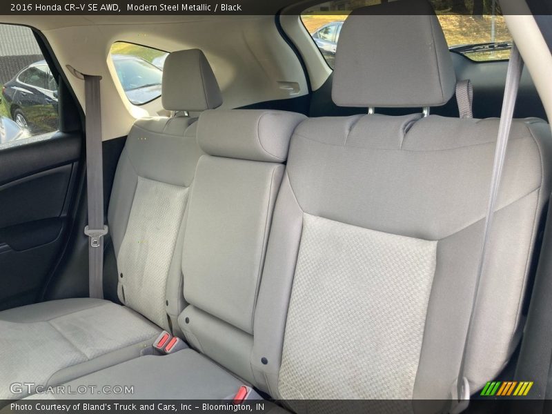 Modern Steel Metallic / Black 2016 Honda CR-V SE AWD
