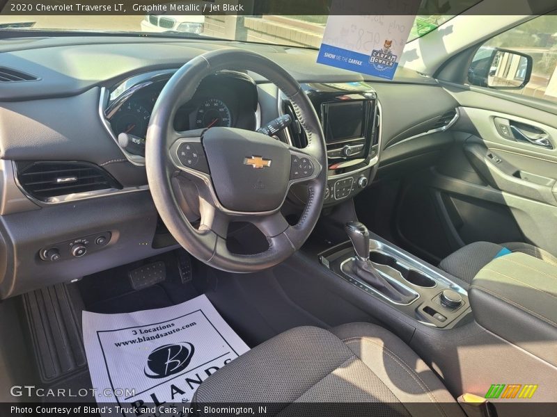 Graphite Metallic / Jet Black 2020 Chevrolet Traverse LT
