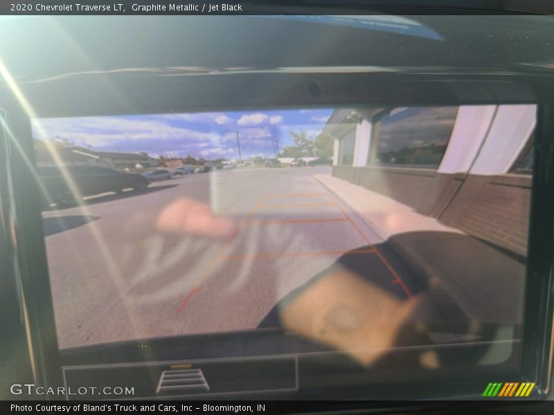 Graphite Metallic / Jet Black 2020 Chevrolet Traverse LT