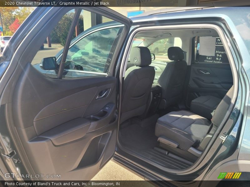 Graphite Metallic / Jet Black 2020 Chevrolet Traverse LT