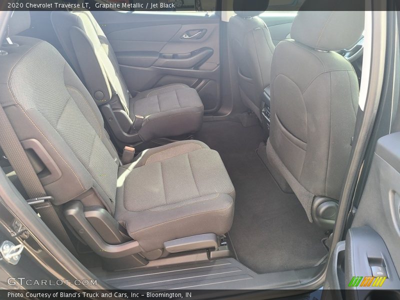 Graphite Metallic / Jet Black 2020 Chevrolet Traverse LT