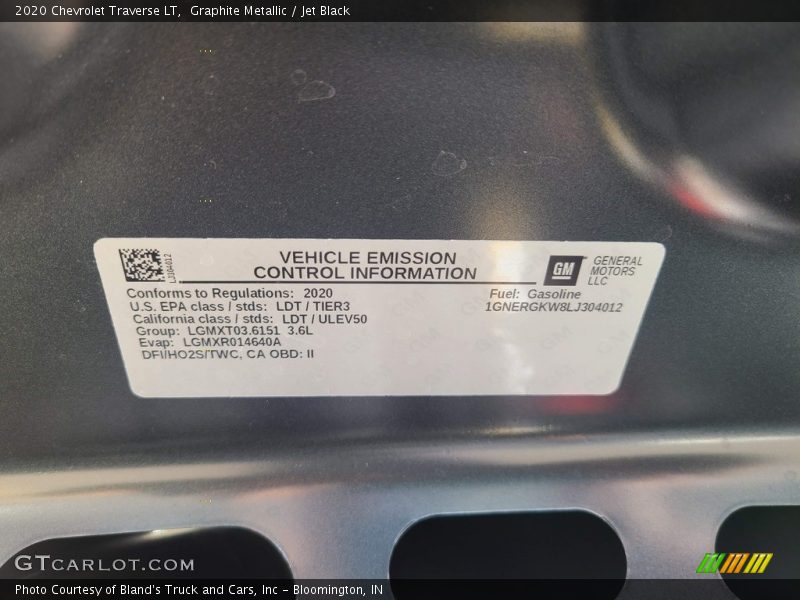 Graphite Metallic / Jet Black 2020 Chevrolet Traverse LT