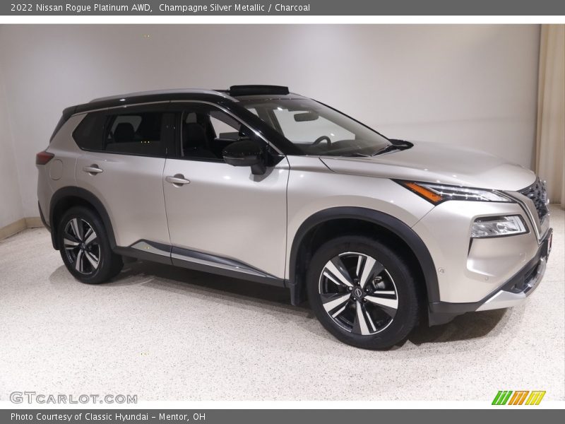  2022 Rogue Platinum AWD Champagne Silver Metallic