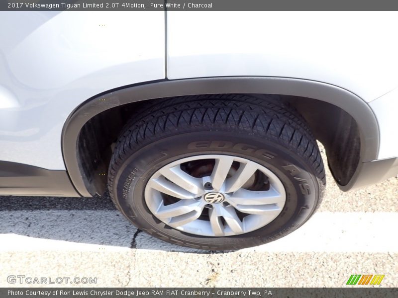 Pure White / Charcoal 2017 Volkswagen Tiguan Limited 2.0T 4Motion