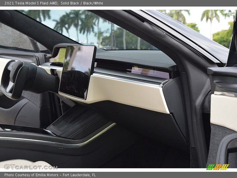 Dashboard of 2021 Model S Plaid AWD