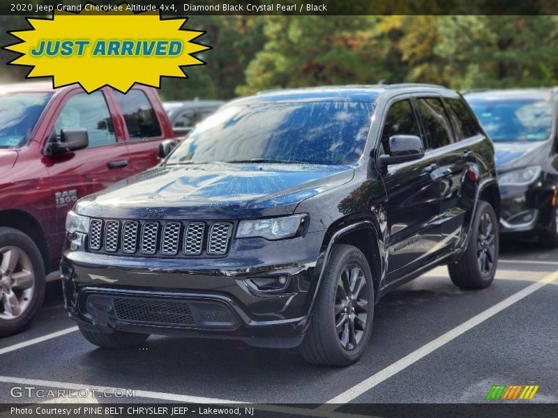 Diamond Black Crystal Pearl / Black 2020 Jeep Grand Cherokee Altitude 4x4