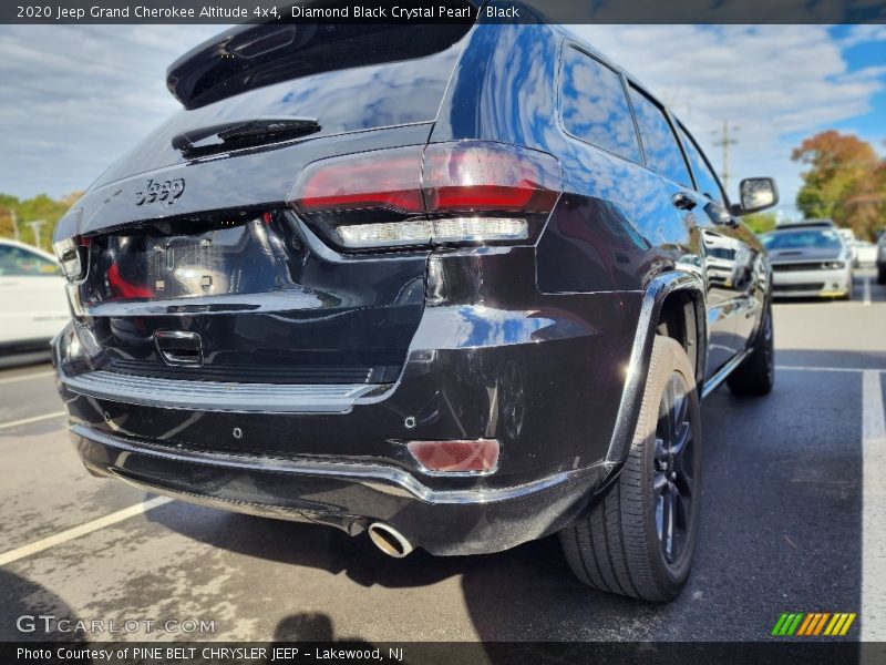 Diamond Black Crystal Pearl / Black 2020 Jeep Grand Cherokee Altitude 4x4