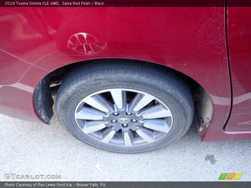 Salsa Red Pearl / Black 2019 Toyota Sienna XLE AWD