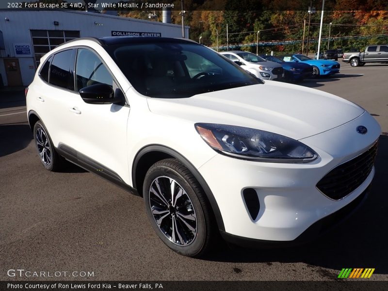 Star White Metallic / Sandstone 2022 Ford Escape SE 4WD