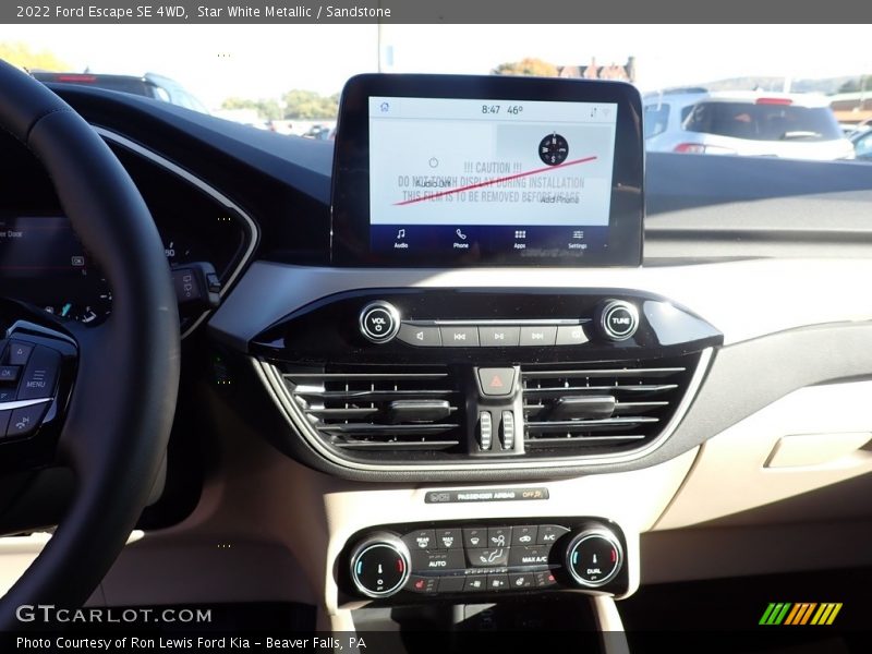 Star White Metallic / Sandstone 2022 Ford Escape SE 4WD