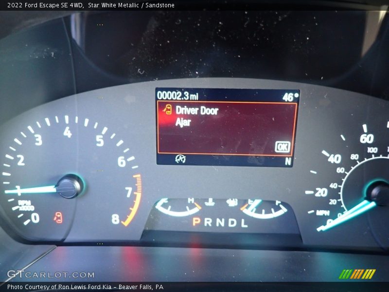 Star White Metallic / Sandstone 2022 Ford Escape SE 4WD