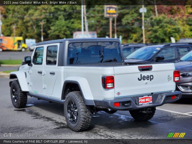 Bright White / Black 2023 Jeep Gladiator Willys 4x4