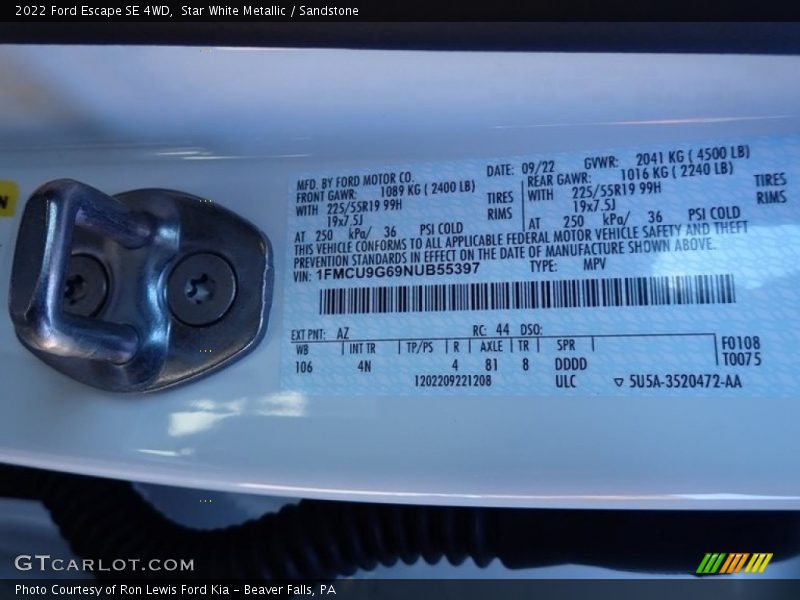 Star White Metallic / Sandstone 2022 Ford Escape SE 4WD