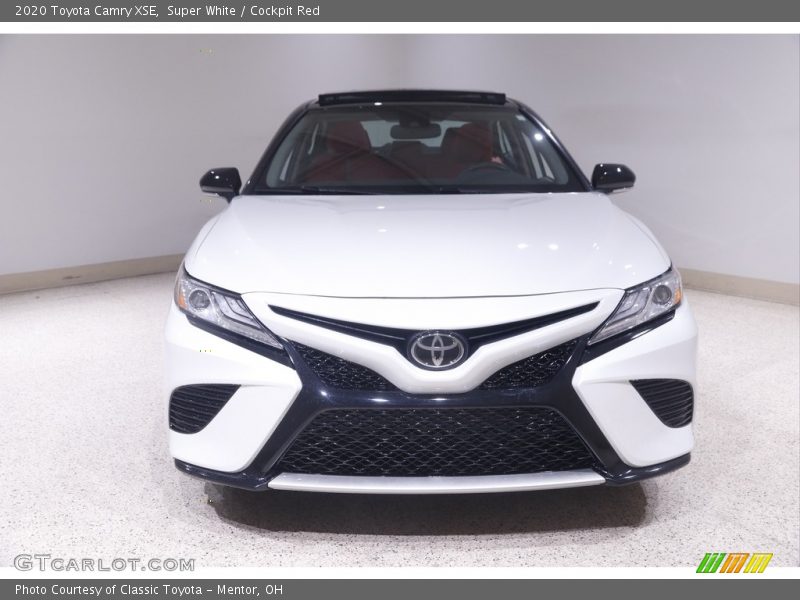 Super White / Cockpit Red 2020 Toyota Camry XSE