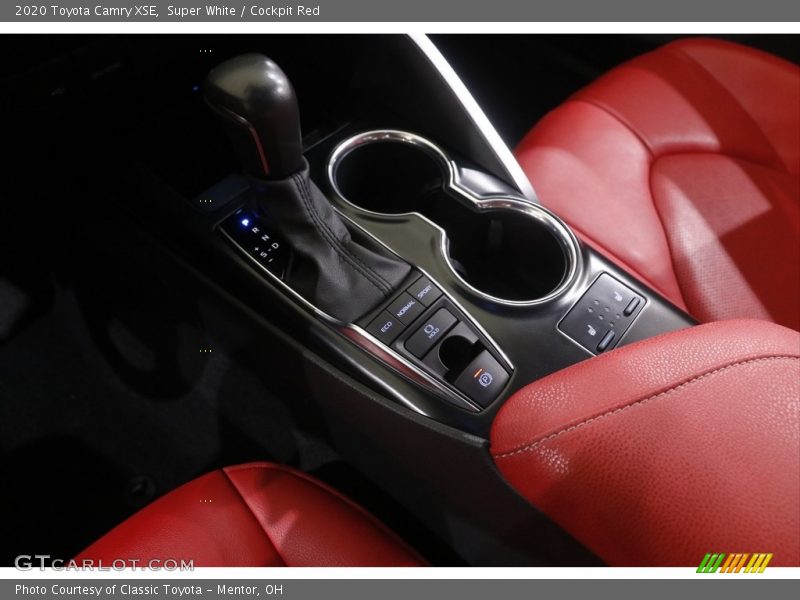 Super White / Cockpit Red 2020 Toyota Camry XSE