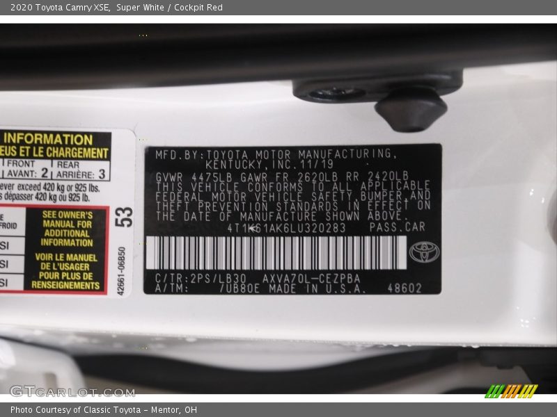 Super White / Cockpit Red 2020 Toyota Camry XSE