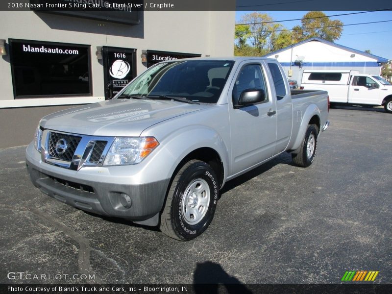 Brilliant Silver / Graphite 2016 Nissan Frontier S King Cab