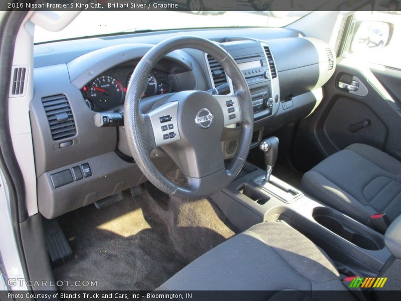 Brilliant Silver / Graphite 2016 Nissan Frontier S King Cab