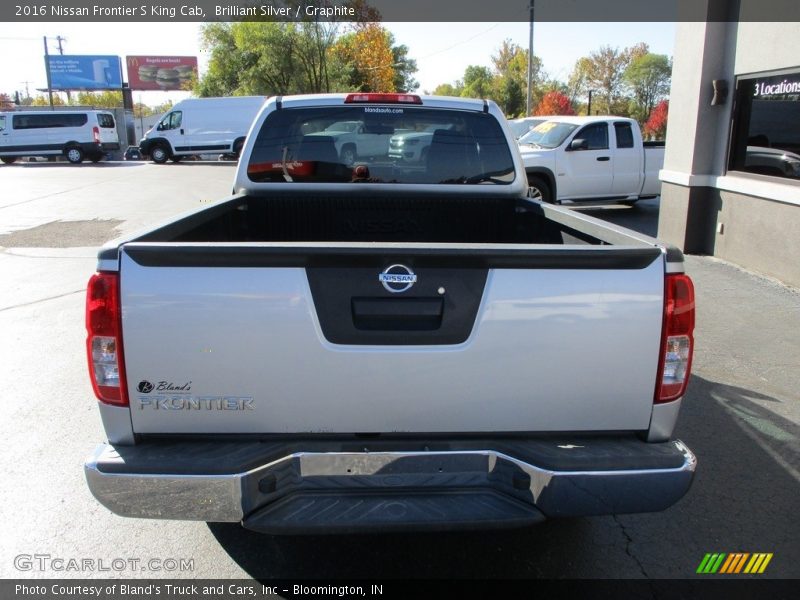 Brilliant Silver / Graphite 2016 Nissan Frontier S King Cab