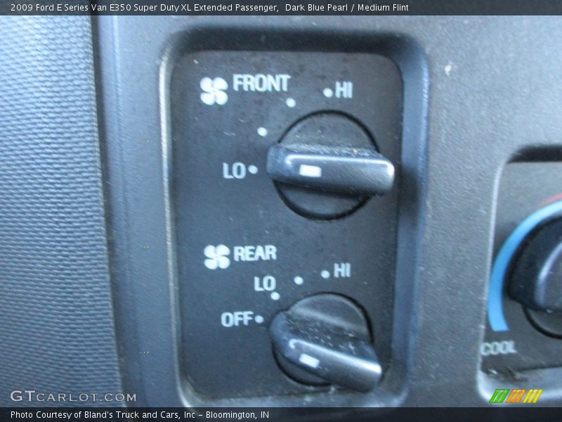 Dark Blue Pearl / Medium Flint 2009 Ford E Series Van E350 Super Duty XL Extended Passenger