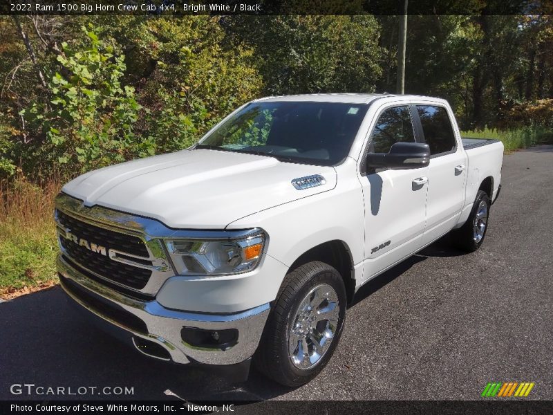 Bright White / Black 2022 Ram 1500 Big Horn Crew Cab 4x4
