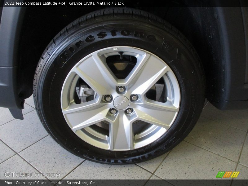 Granite Crystal Metallic / Black 2022 Jeep Compass Latitude 4x4