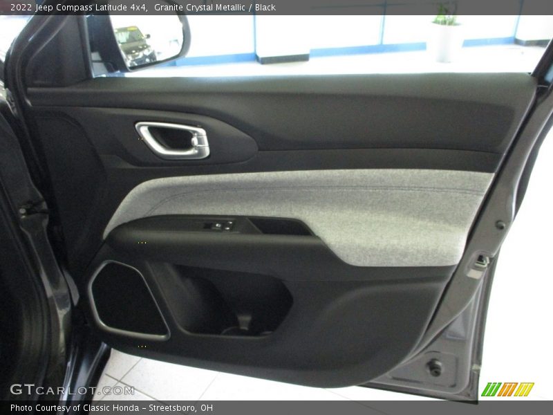 Granite Crystal Metallic / Black 2022 Jeep Compass Latitude 4x4