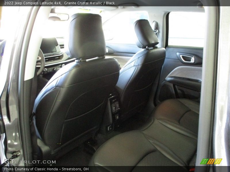 Granite Crystal Metallic / Black 2022 Jeep Compass Latitude 4x4