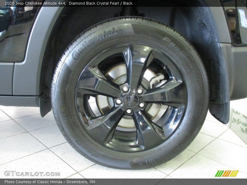 Diamond Black Crystal Pearl / Black 2020 Jeep Cherokee Altitude 4x4