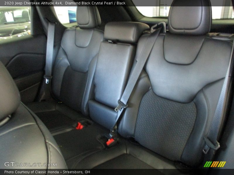 Diamond Black Crystal Pearl / Black 2020 Jeep Cherokee Altitude 4x4