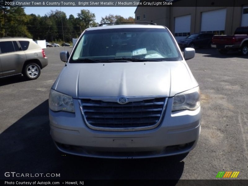 Bright Silver Metallic / Medium Slate Gray/Light Shale 2009 Chrysler Town & Country Touring