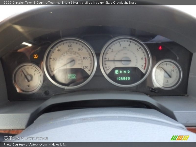 Bright Silver Metallic / Medium Slate Gray/Light Shale 2009 Chrysler Town & Country Touring