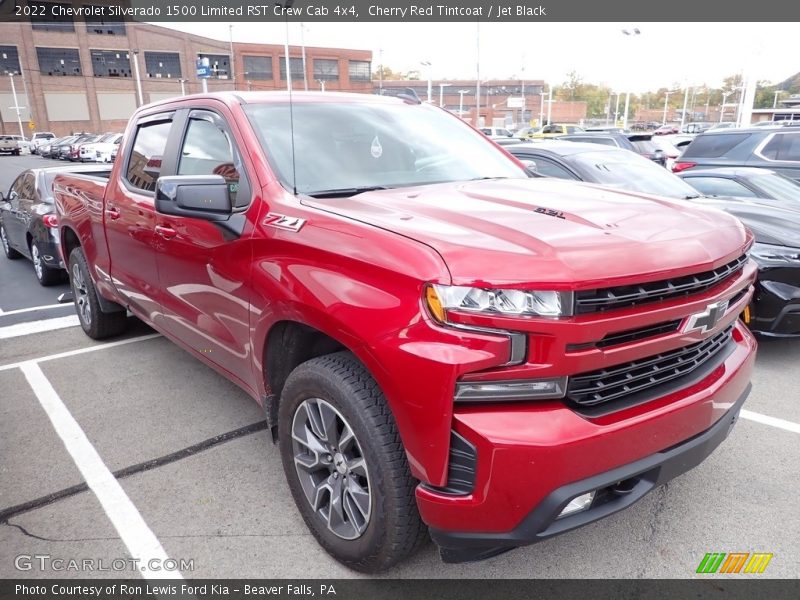 Front 3/4 View of 2022 Silverado 1500 Limited RST Crew Cab 4x4