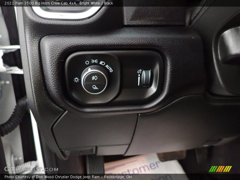 Bright White / Black 2021 Ram 3500 Big Horn Crew Cab 4x4