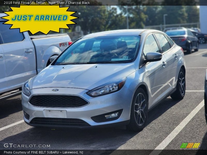 Ingot Silver / Charcoal Black 2018 Ford Focus SEL Sedan