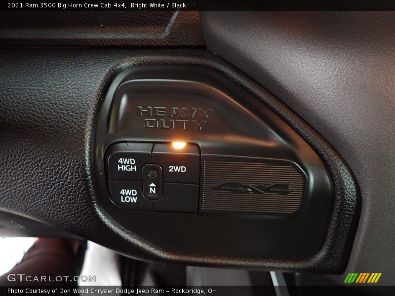 Bright White / Black 2021 Ram 3500 Big Horn Crew Cab 4x4