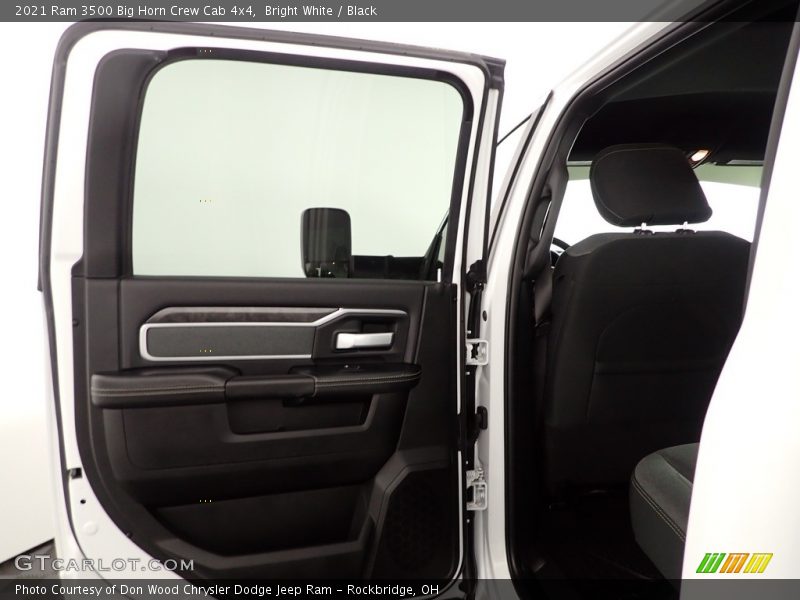 Bright White / Black 2021 Ram 3500 Big Horn Crew Cab 4x4