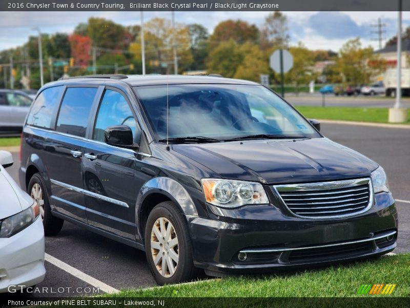Brilliant Black Crystal Pearl / Black/Light Graystone 2016 Chrysler Town & Country Touring