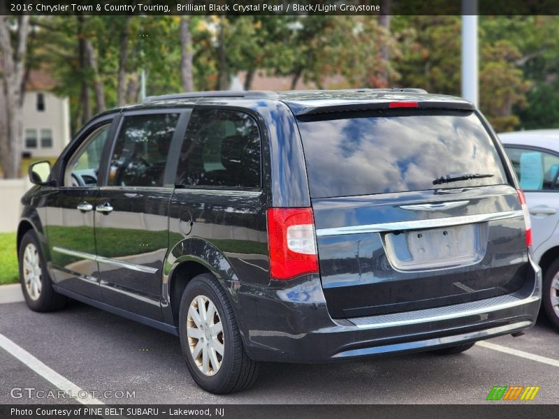 Brilliant Black Crystal Pearl / Black/Light Graystone 2016 Chrysler Town & Country Touring