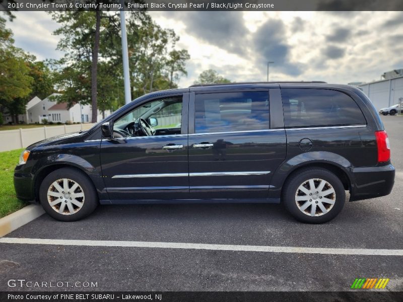 Brilliant Black Crystal Pearl / Black/Light Graystone 2016 Chrysler Town & Country Touring