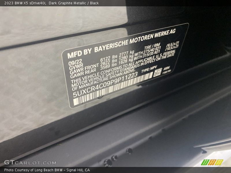 Dark Graphite Metallic / Black 2023 BMW X5 sDrive40i