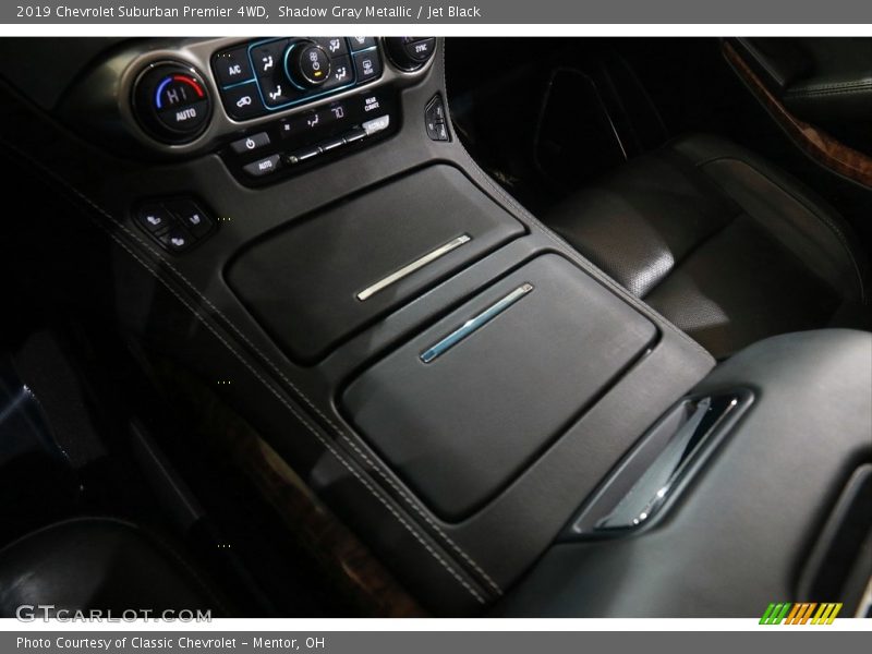 Shadow Gray Metallic / Jet Black 2019 Chevrolet Suburban Premier 4WD