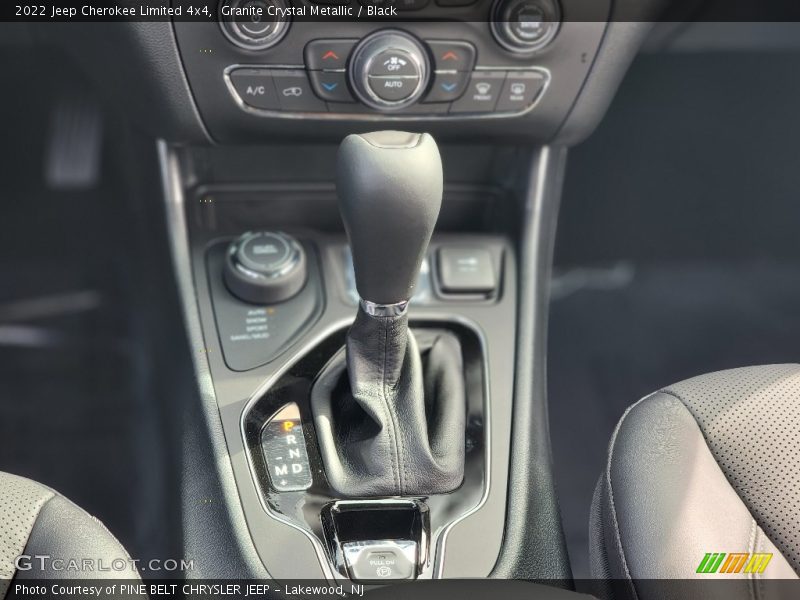 Granite Crystal Metallic / Black 2022 Jeep Cherokee Limited 4x4